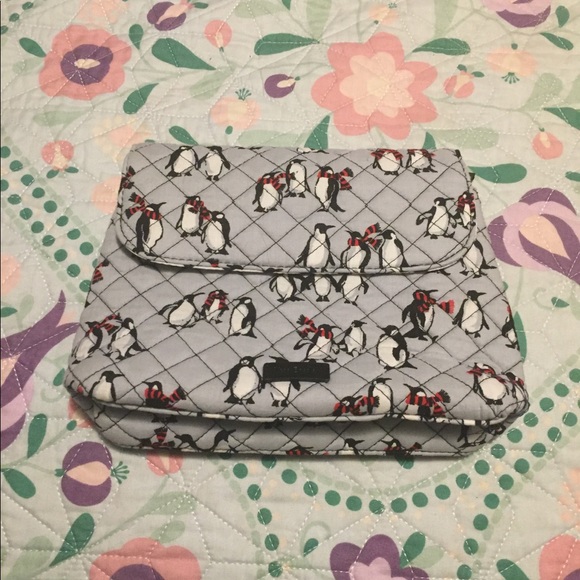 Vera Bradley Handbags - Vera Bradley Cosmetic bag